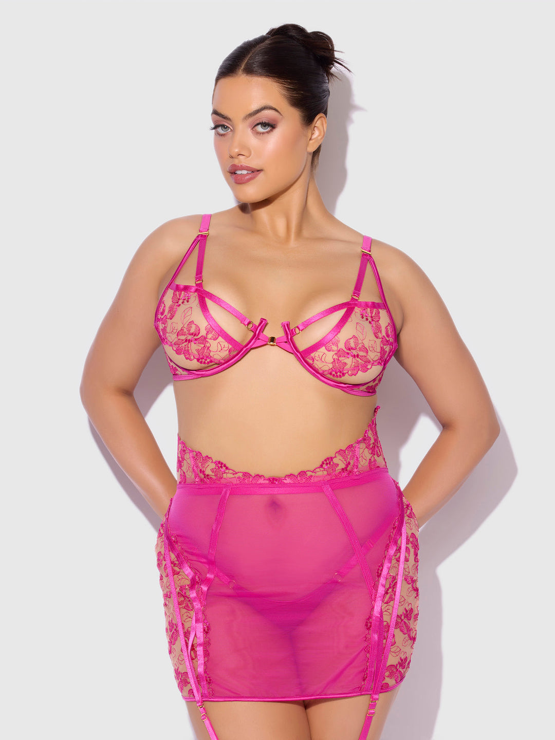 NOVA BLACKLIGHT LACE BRA, SKIRT &amp; G-STRING SET